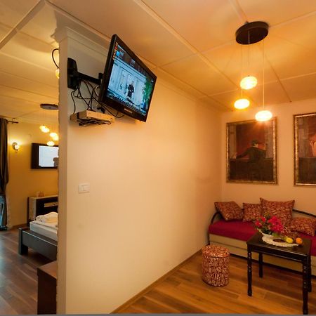 Shmulik'S Resort Couples Or Families Only 哈德内斯 外观 照片