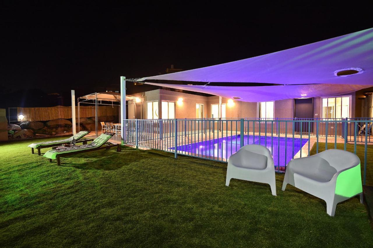 Shmulik'S Resort Couples Or Families Only 哈德内斯 外观 照片