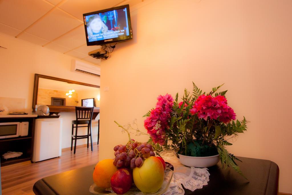 Shmulik'S Resort Couples Or Families Only 哈德内斯 客房 照片