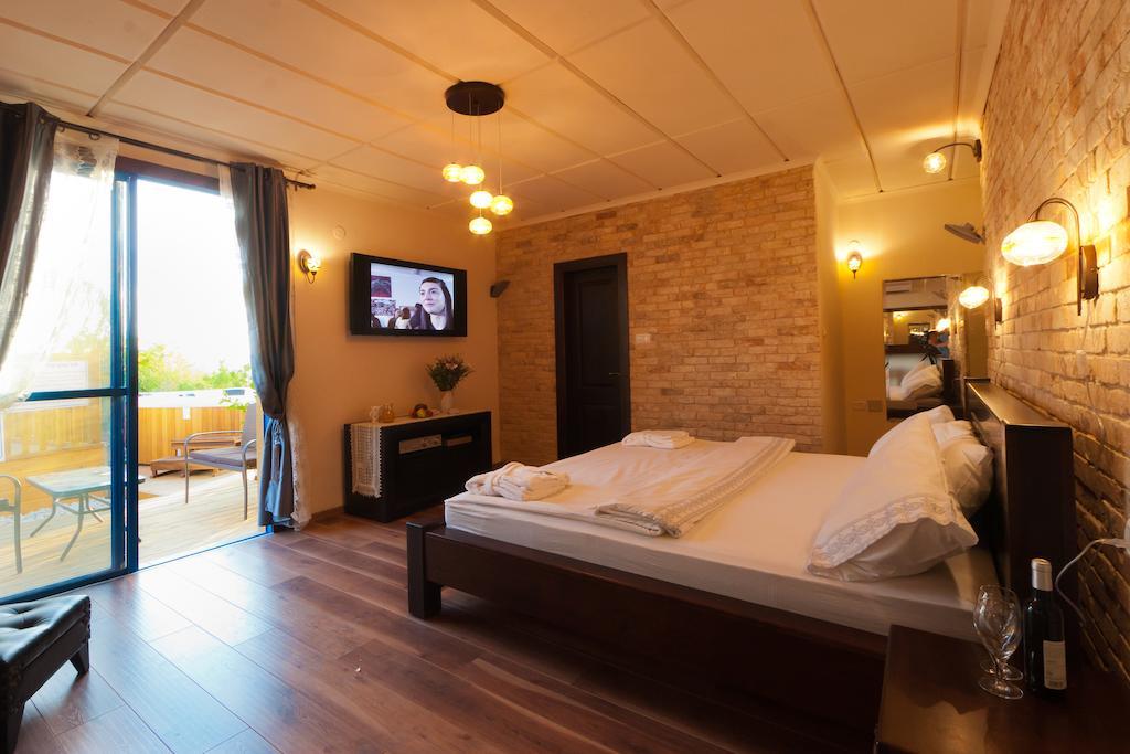 Shmulik'S Resort Couples Or Families Only 哈德内斯 外观 照片