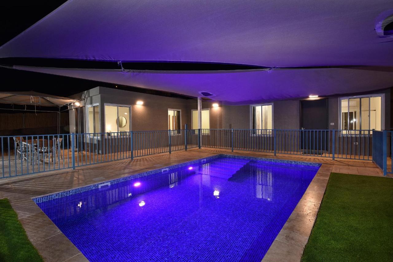 Shmulik'S Resort Couples Or Families Only 哈德内斯 外观 照片